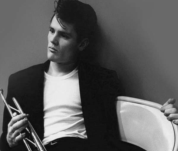 Chet Baker Sings com Izza Quinteto (Jazz e Vinhos) Chet Baker Sings com Izza Quinteto (Jazz e Vinhos) -