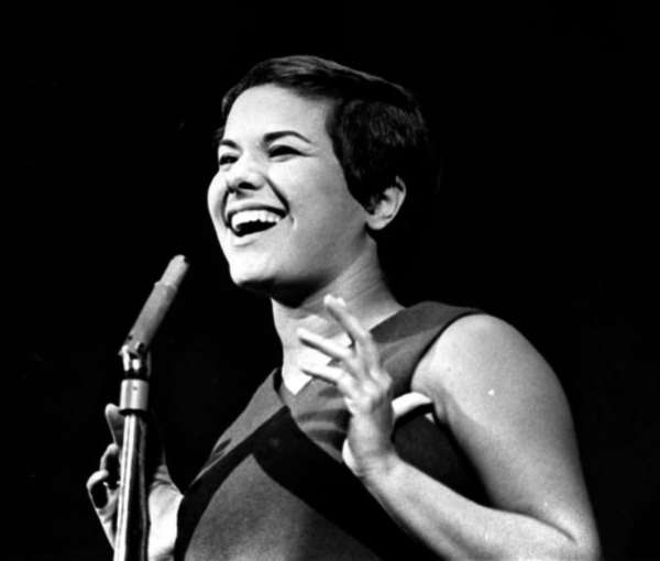 80 anos de Elis Regina - Carolina Serdeira Quinteto - 